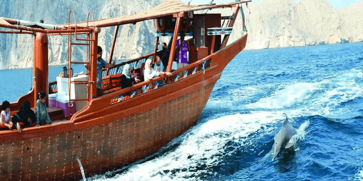 Explore the Beauty of Musandam Oman Tour: A Luxury Getaway