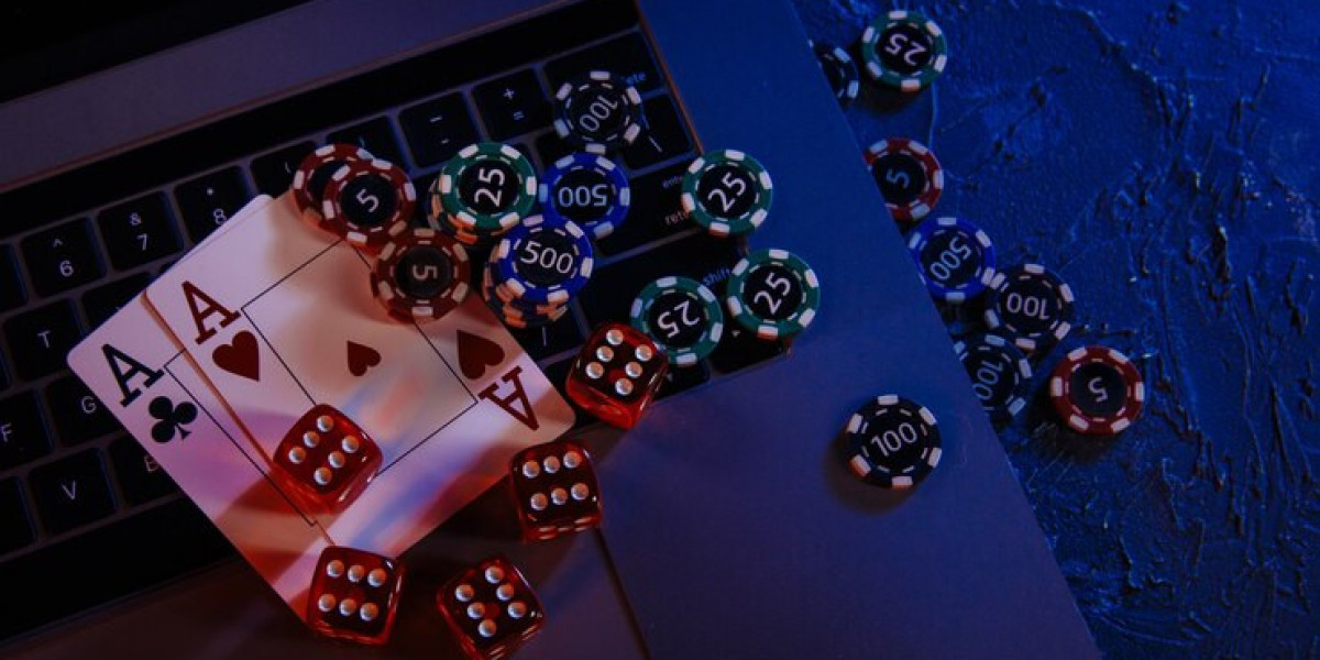 Poker Tips: How to Master Texas Hold’em Online