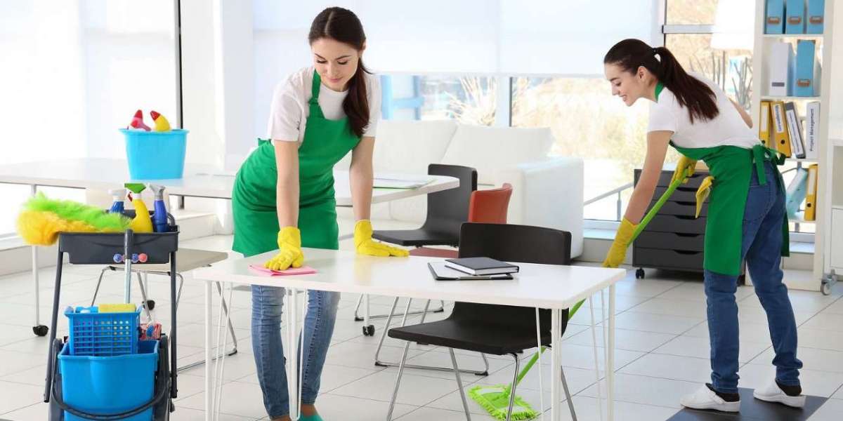 Experience the cleaning services by professional Home cleaning Experts from Urban Mop