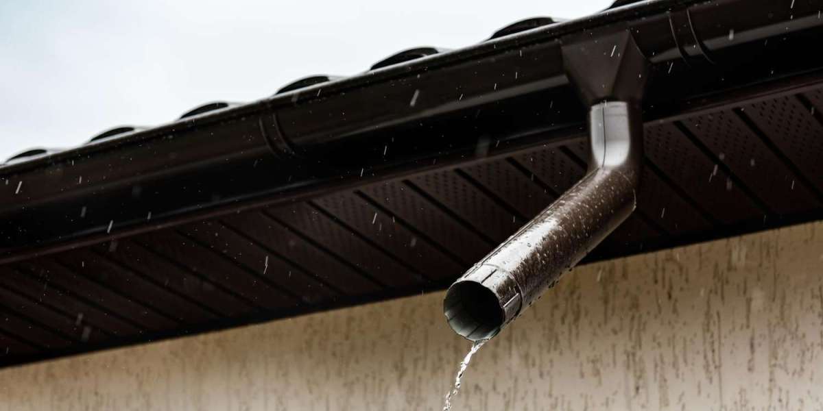 DIY vs. Professional Gutter Repair Services in Yonkers, NY: What’s the Best Option for Homeowners?