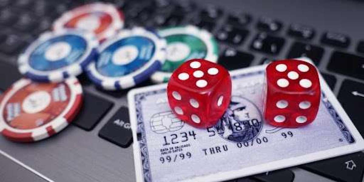 Best Online Casinos for Live Dealer Games in 2025