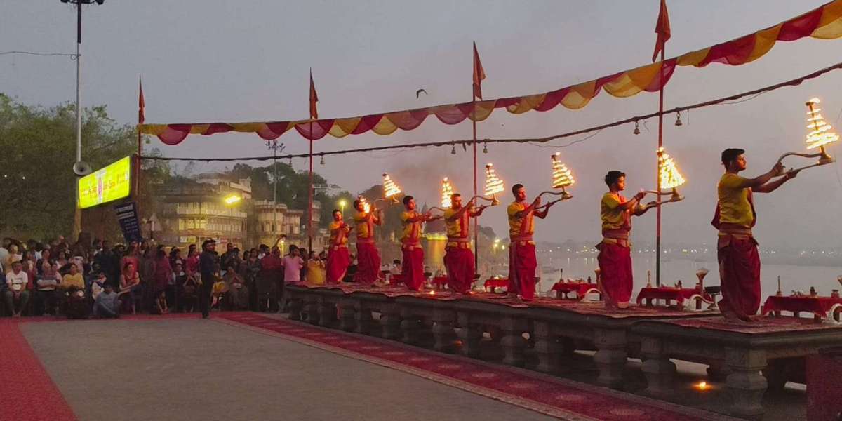 What is Online Puja and Ganga Aarti?