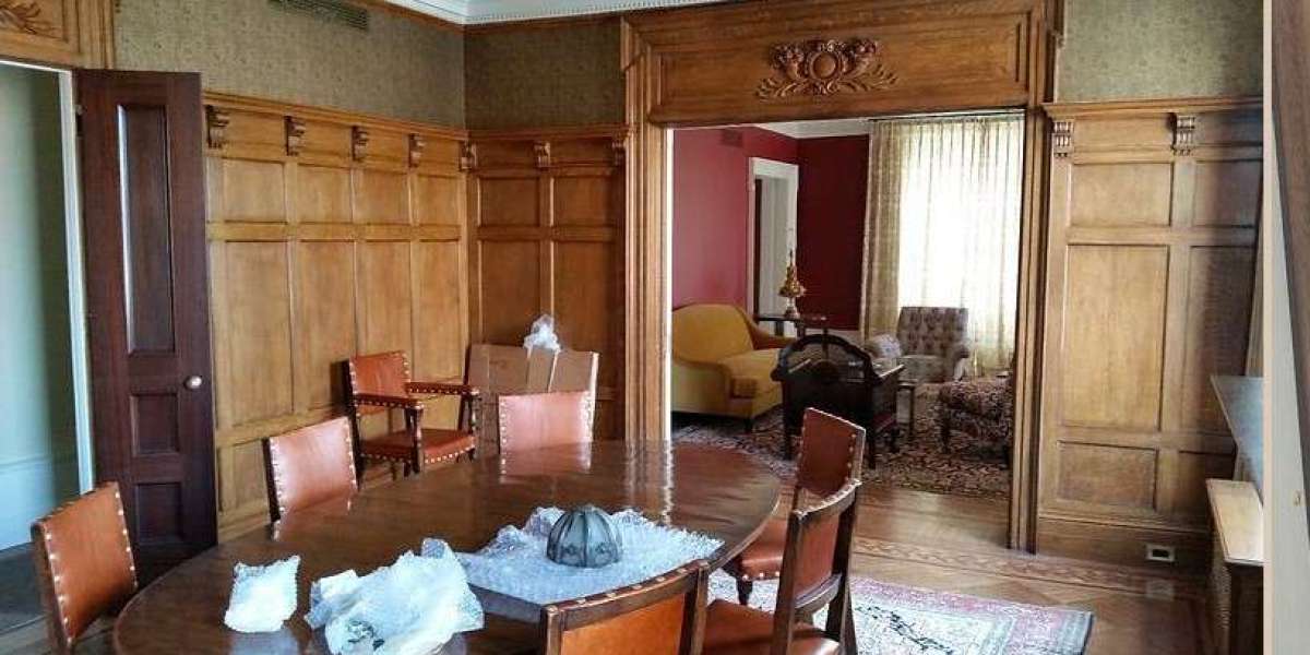 Expert Wood Restorer NYC and Antiques Furniture Restoration NYC