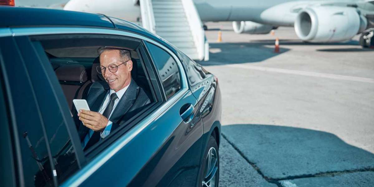 Executive Car Service in LaGuardia Airport