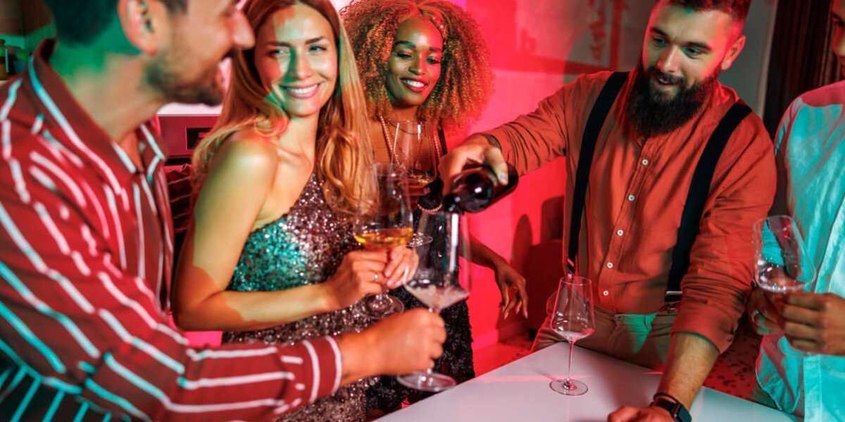 Exploring the Nightlife: Misooda's Part-Time Opportunities