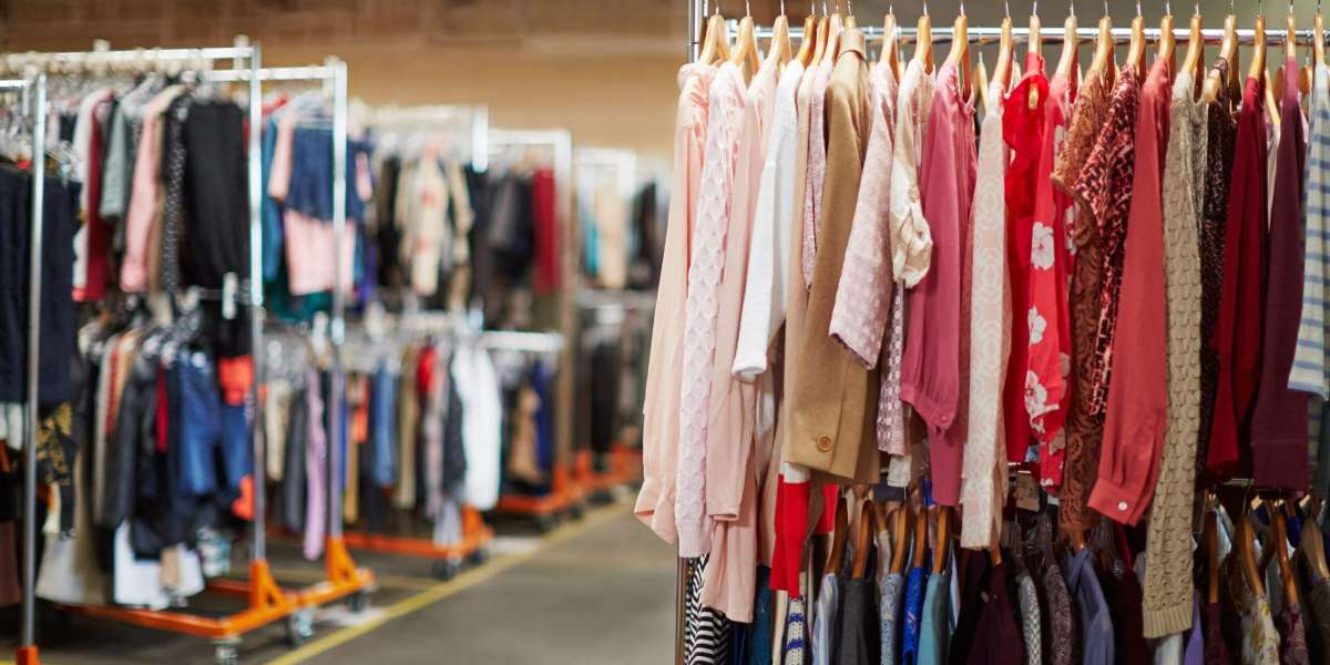 Everything You Need to Know About Wholesale Clothing Sourcing in the UK