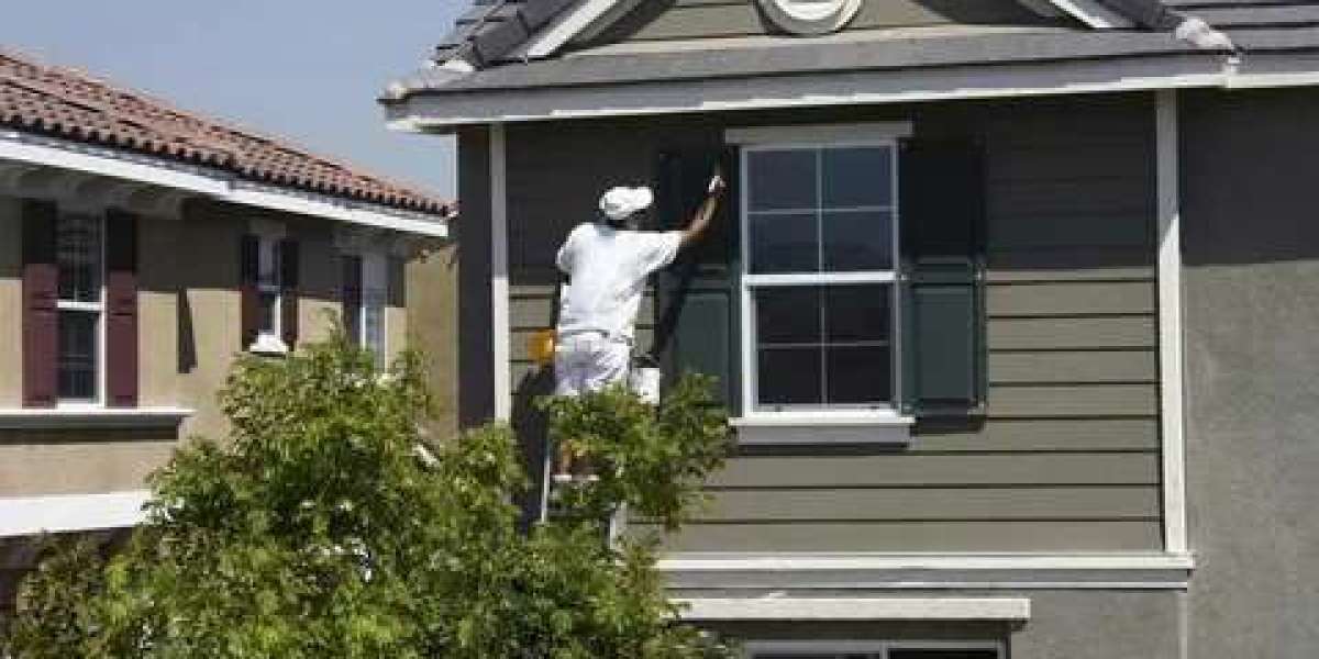 The Best Time of Year to Paint Your Home’s Exterior and Why It Matters