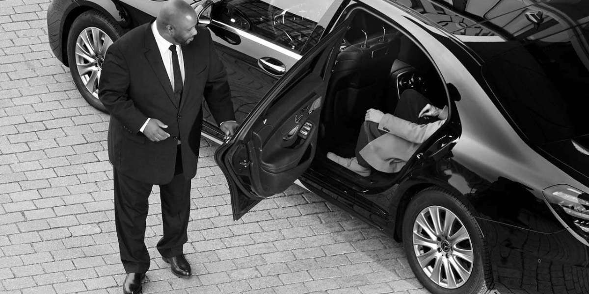 Chauffeur Service in LaGuardia Airport