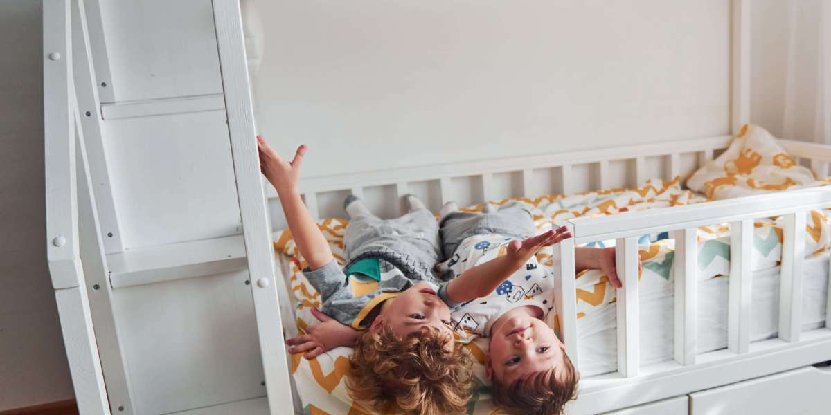 The 10 Most Infuriating Triple Bunk Fails Of All Time Could Have Been Prevented