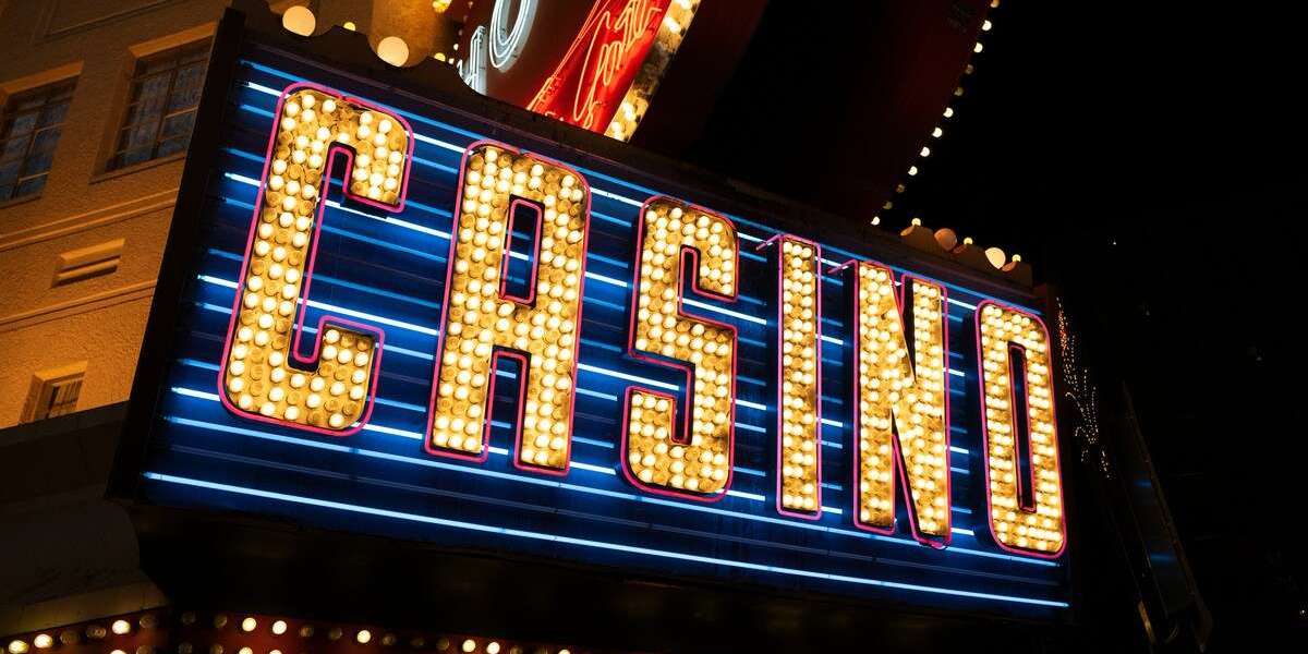 Discovering a Trustworthy Gambling Site: Insights from the Inavegas Scam Verification Community