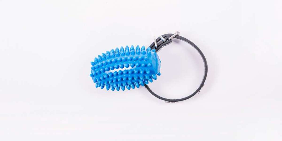Unlocking Intimacy and Confidence: Exploring Pleasure Rings for Men and Silicone Butt Plugs for Beginners